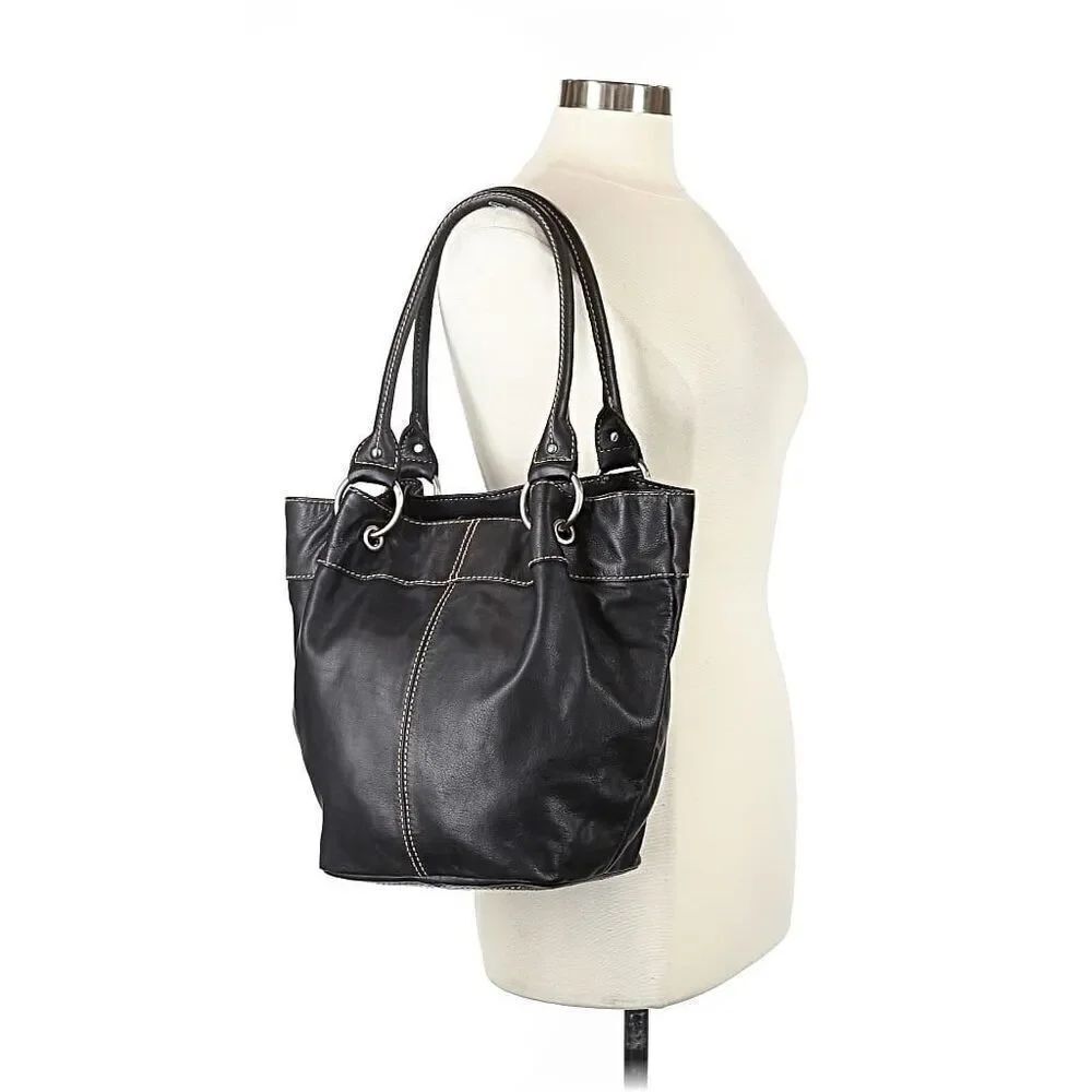 ✨Tignanello One Size Leather Black Tote✨